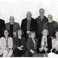 Foto do grupo em preto e branco