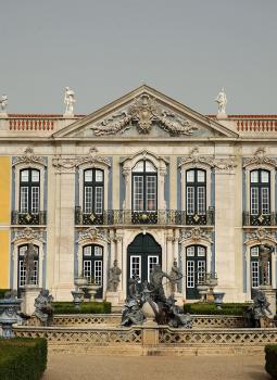 Visita ao Palácio e Jardins de Queluz